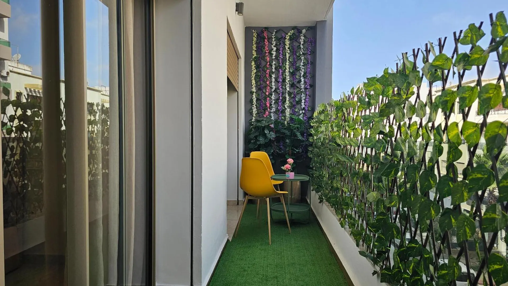 Prestige Living 2 & 3 Bedroom Apartments With Spacious Terraces & Private Balconies Casablanca 0*,  Marocco